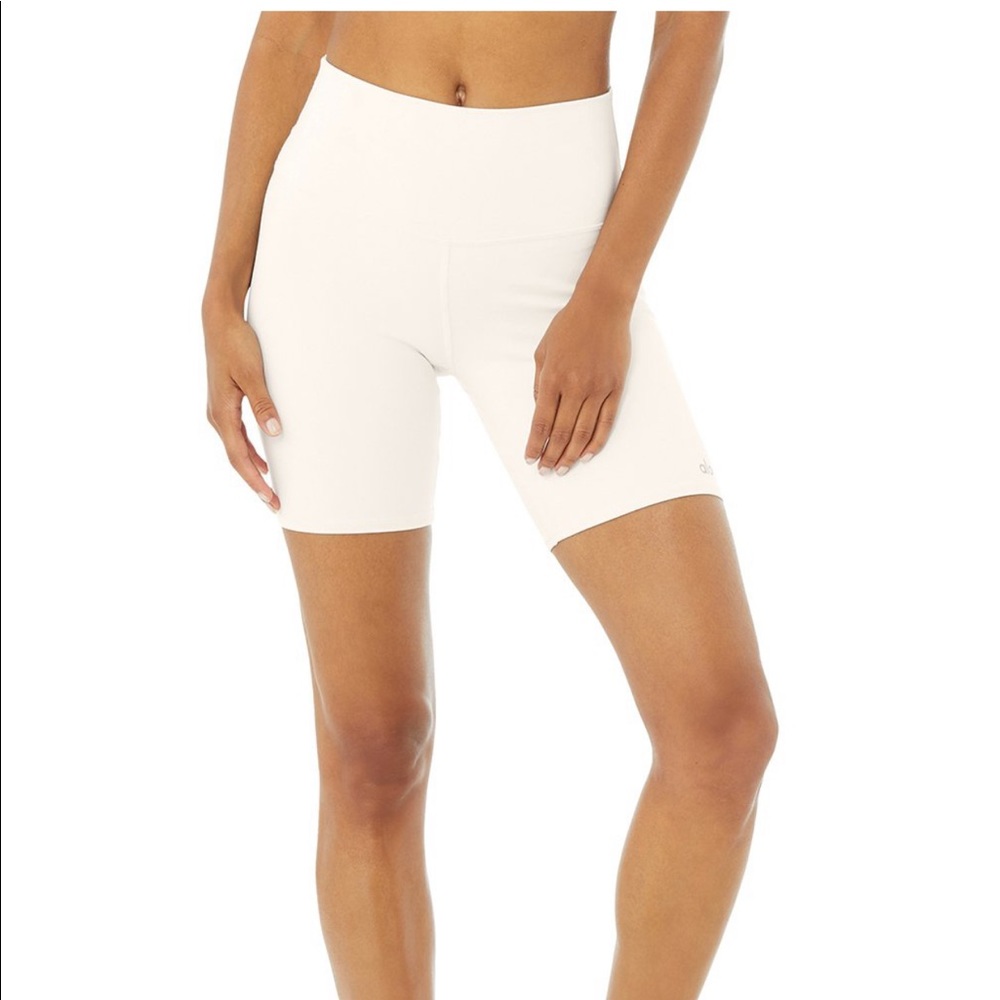 Alo High Waist Biker Short Ivory